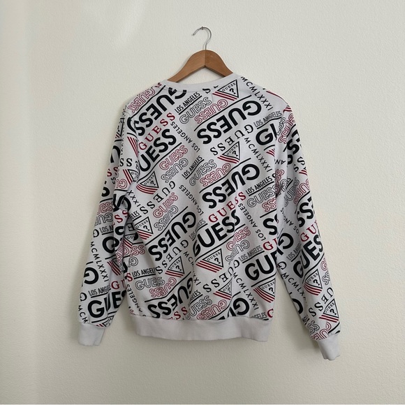 β€οΈβπ₯ GUESS White Logo Sweatshirt +FREE GIFT! - Picture 2 of 5